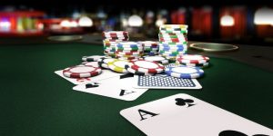 Chia sẻ các hand bài trong Texas Hold’em Poker 